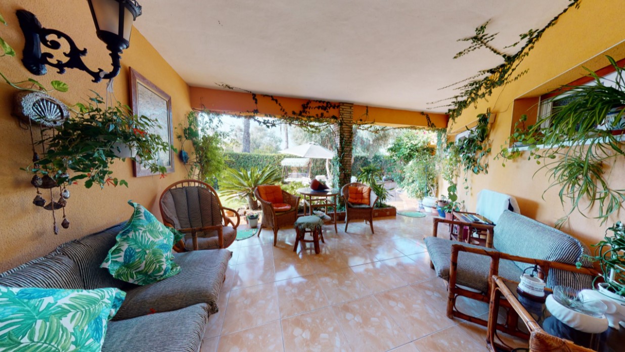 ESPECTACULAR VILLA DE ENSUEÑO EN CABO ROIG CON VISTAS PANORÁMICAS Y ACCESO DIRECTO AL MAR