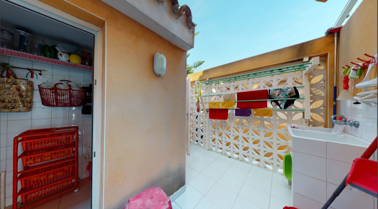 ESPECTACULAR VILLA DE ENSUEÑO EN CABO ROIG CON VISTAS PANORÁMICAS Y ACCESO DIRECTO AL MAR