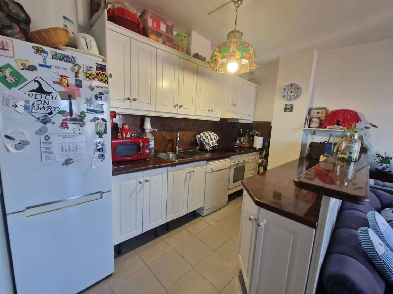 APARTAMENTO EN PRIMERA LÍNEA DE MAR CON VISTAS PANORÁMICAS Y PISCINA COMUNITARIA