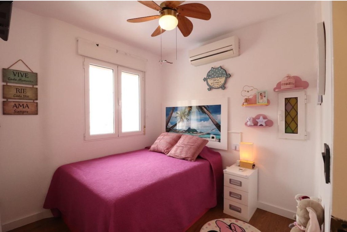 CHALET INDEPENDIENTE EN LOMAS DE DON JUAN CON PISCINA PRIVADA Y VISTAS AL PARQUE NATURAL