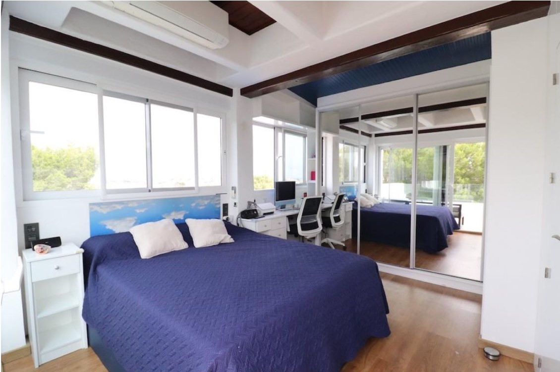 CHALET INDEPENDIENTE EN LOMAS DE DON JUAN CON PISCINA PRIVADA Y VISTAS AL PARQUE NATURAL