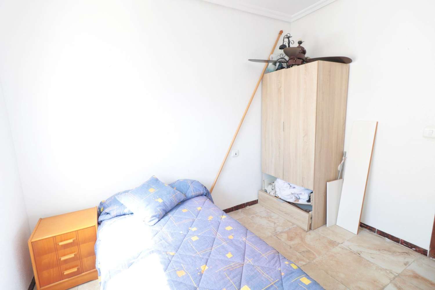 BYT 20 METRŮ OD PLÁŽE ACEQUIÓN – TORREVIEJA