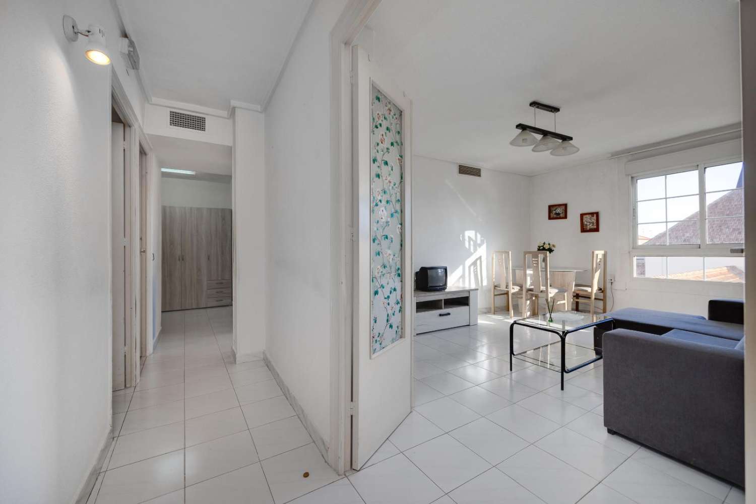 LUMINOSA VIVIENDA EN PLENO CENTRO DE TORREVIEJA