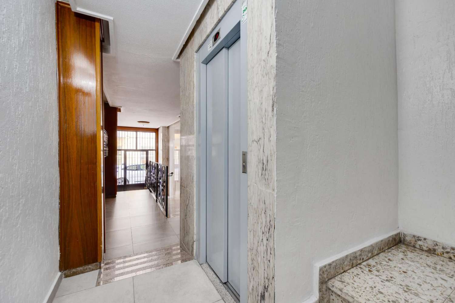 LUMINOSA VIVIENDA EN PLENO CENTRO DE TORREVIEJA