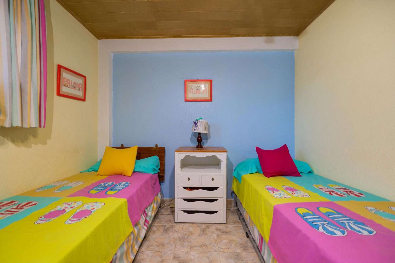 AMPLIO Y LUMINOSO PISO FRENTE A PARQUE NATURAL EN GUARDAMAR DEL SEGURA