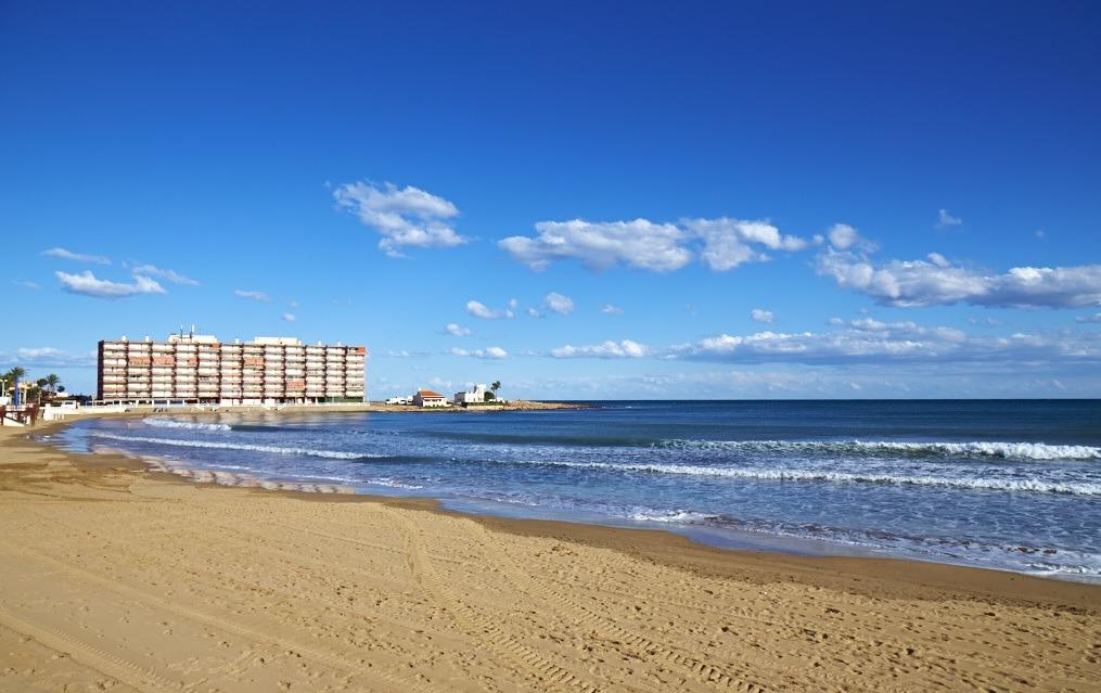GRAN ÁTICO A 160 METROS DE LA PLAYA DE LOS LOCOS, ORIENTACIÓN SUR