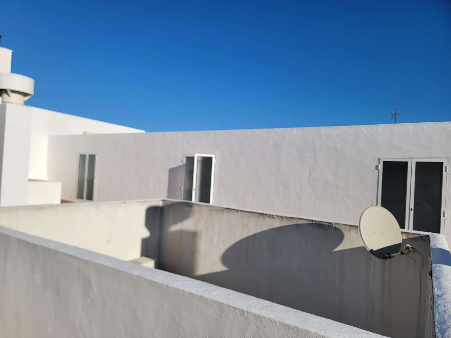 GRAN ÁTICO A 160 METROS DE LA PLAYA DE LOS LOCOS, ORIENTACIÓN SUR