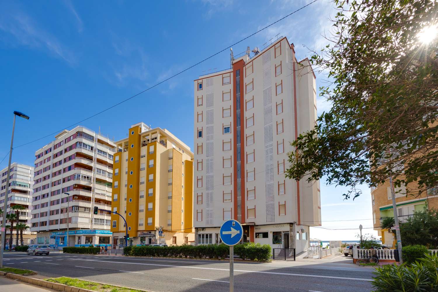 РОСКОШНАЯ КВАРТИРА FRONTLINE С ТЕРРАСОЙ ПЛОЩАДЬЮ 38 М² И ВИДОМ НА МОРЕ