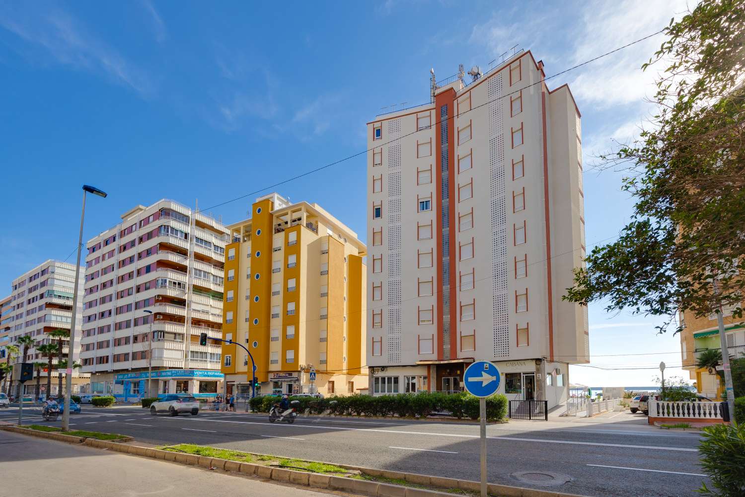 РОСКОШНАЯ КВАРТИРА FRONTLINE С ТЕРРАСОЙ ПЛОЩАДЬЮ 38 М² И ВИДОМ НА МОРЕ