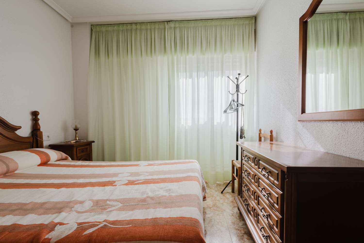 ПЕНТХАУС В ТОРРЕВЬЕХА С ТЕРРАСОЙ И ВИДОМ НА МОРЕ