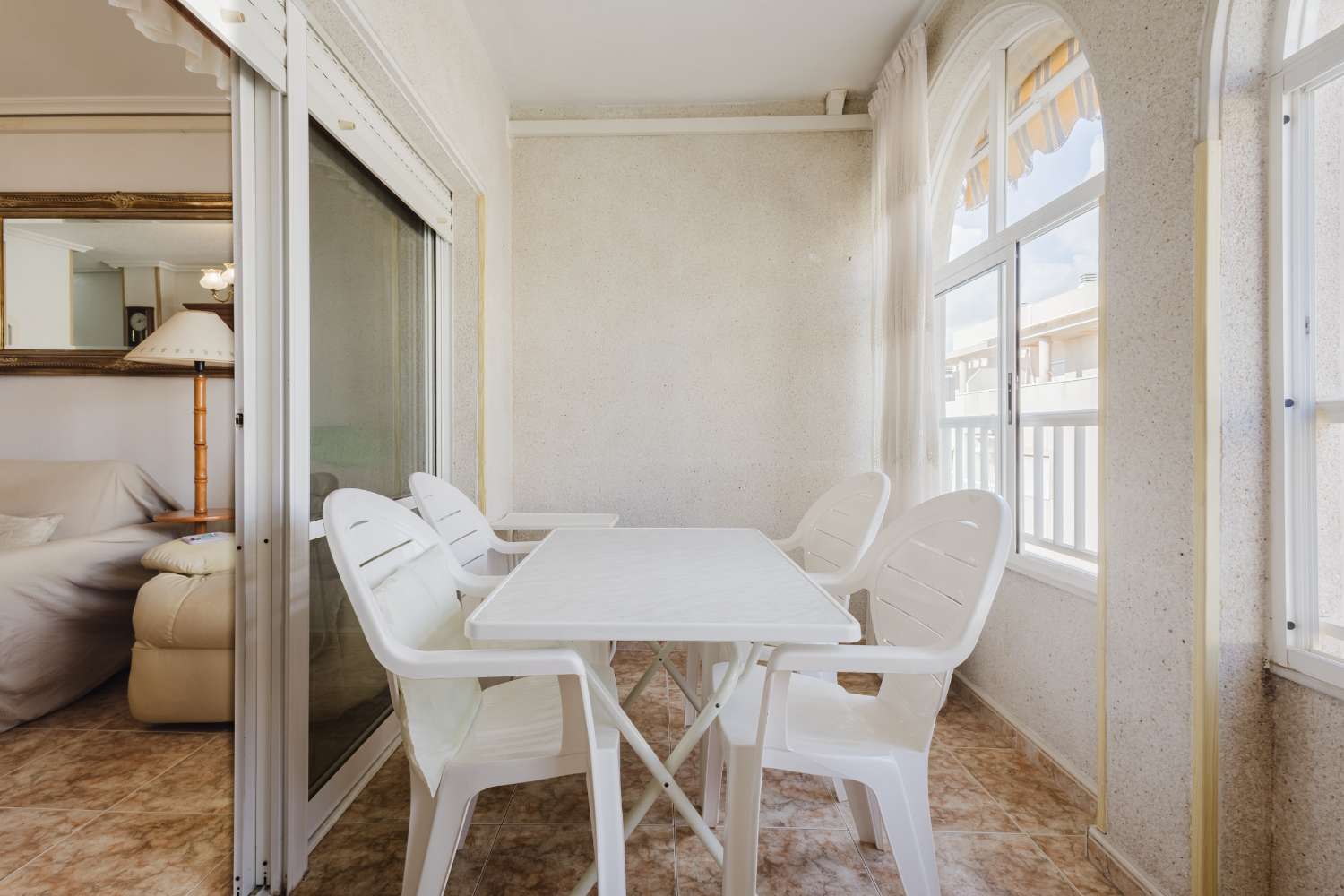 ПЕНТХАУС В ТОРРЕВЬЕХА С ТЕРРАСОЙ И ВИДОМ НА МОРЕ