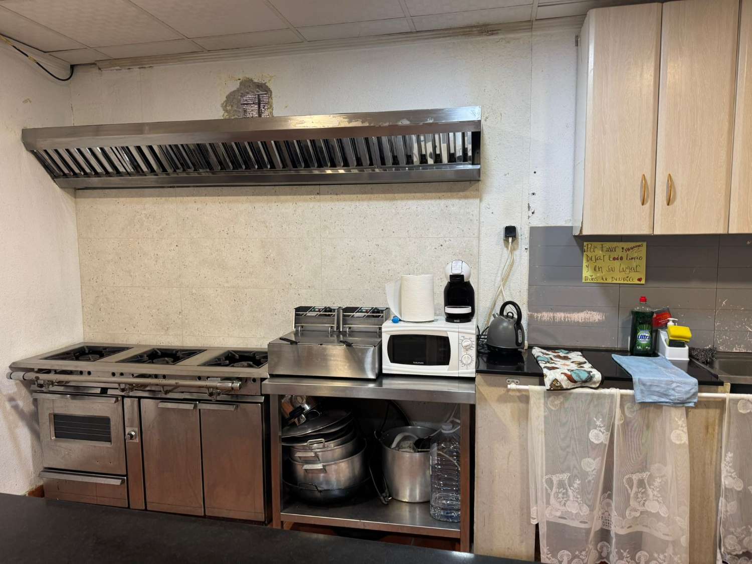 400 M² INDUSTRILAGER I TORREVIEJA INDUSTRIOMRÅDE – FREMRAGENDE INVESTERING