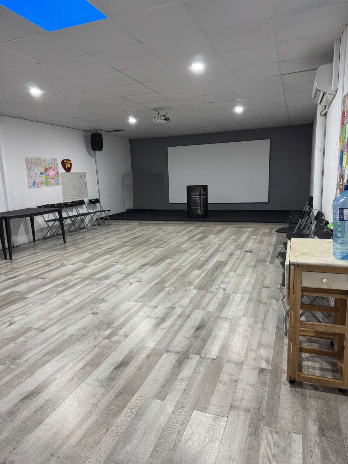 400 M² INDUSTRILAGER I TORREVIEJA INDUSTRIOMRÅDE – FREMRAGENDE INVESTERING