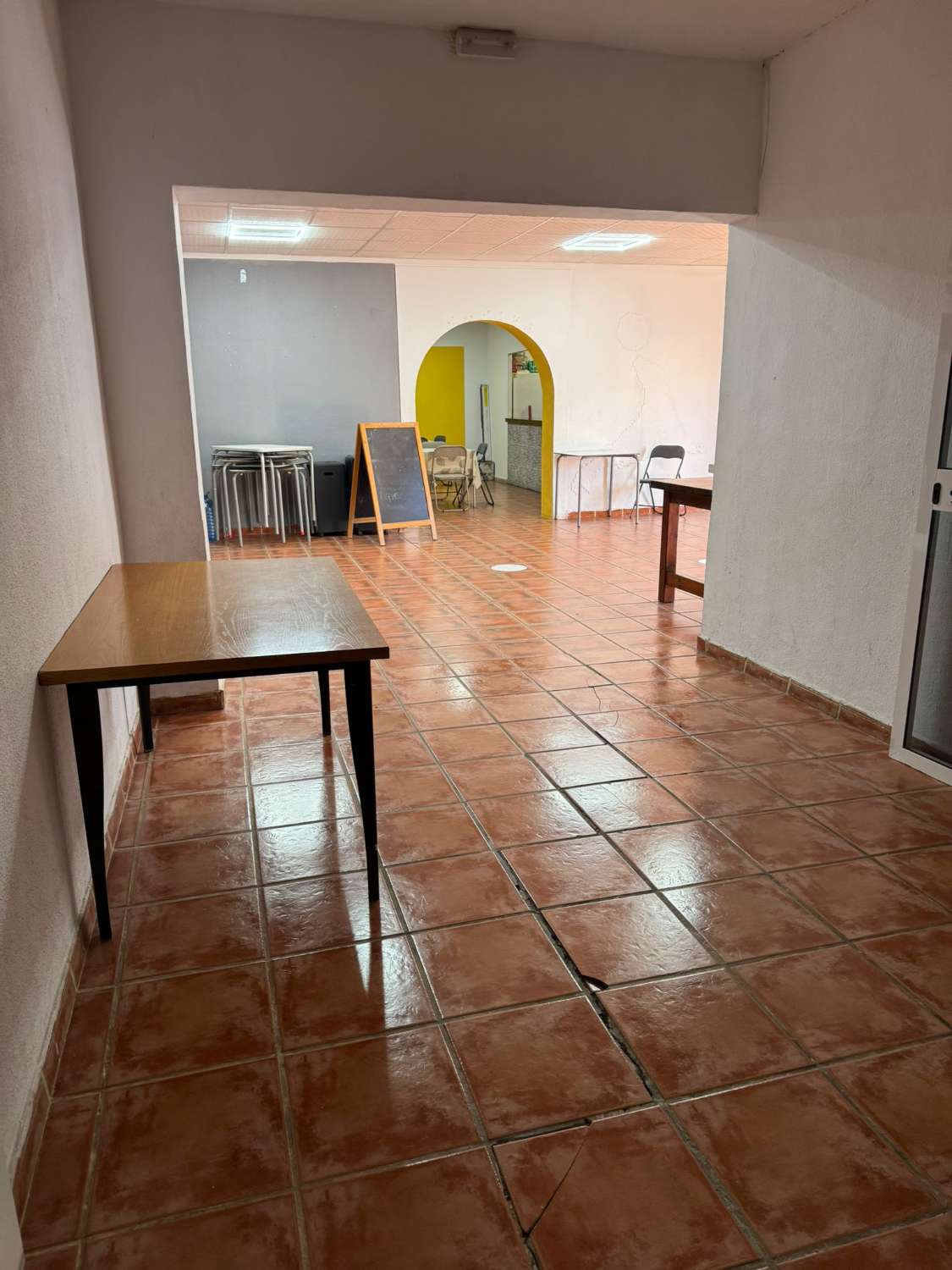 400 M² INDUSTRILAGER I TORREVIEJA INDUSTRIOMRÅDE – FREMRAGENDE INVESTERING