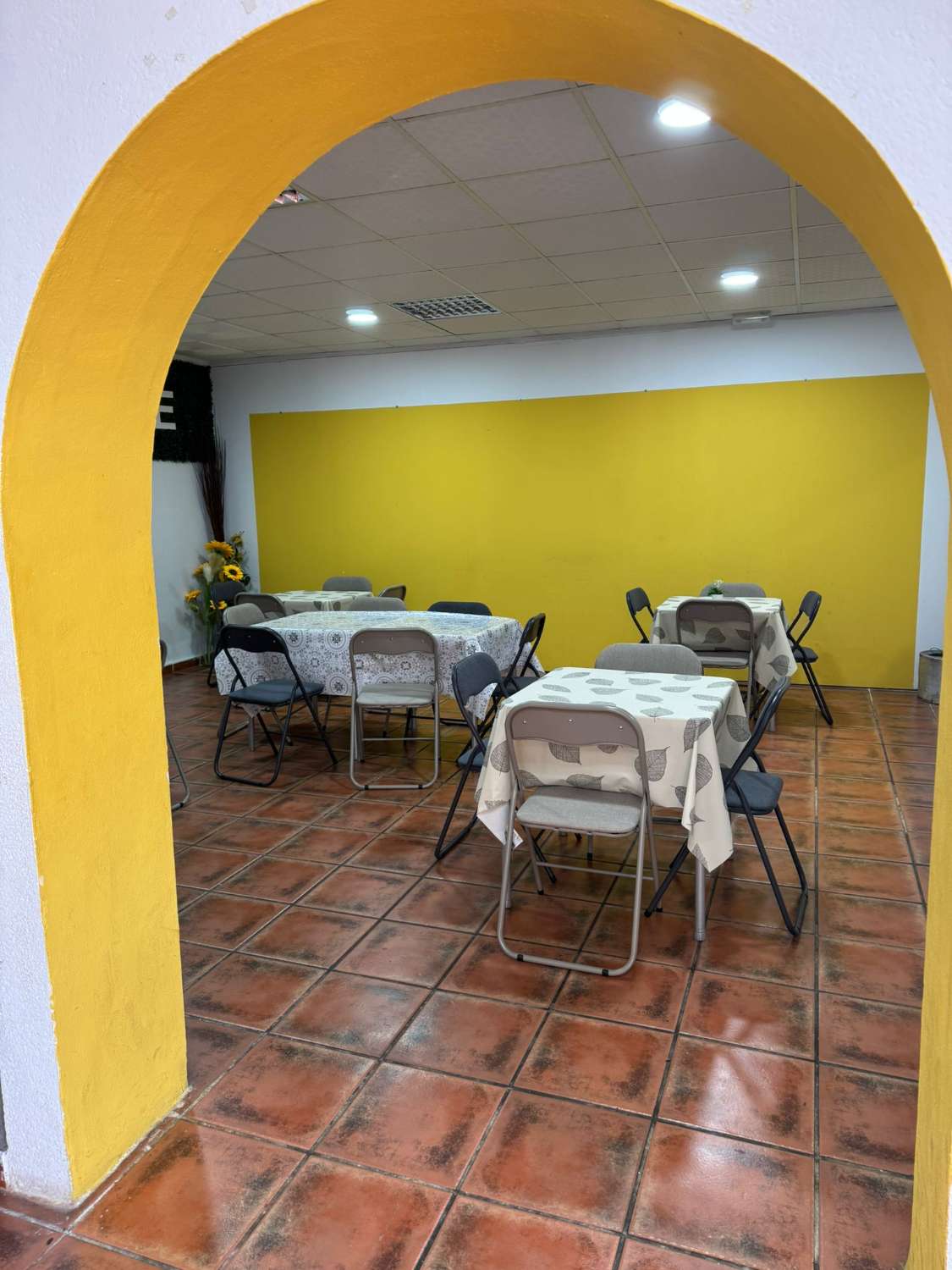 400 M² INDUSTRILAGER I TORREVIEJA INDUSTRIOMRÅDE – FREMRAGENDE INVESTERING