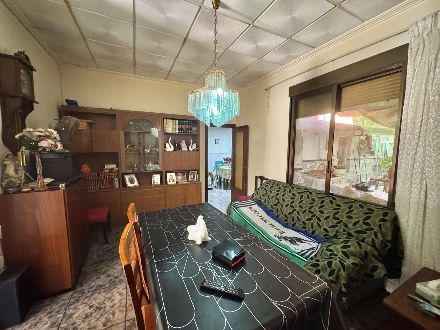 TRADITIONELT HUS I BENEJÚZAR-HUSET MED SJÆL OG PLADS I HJERTET AF VEGA BAJA