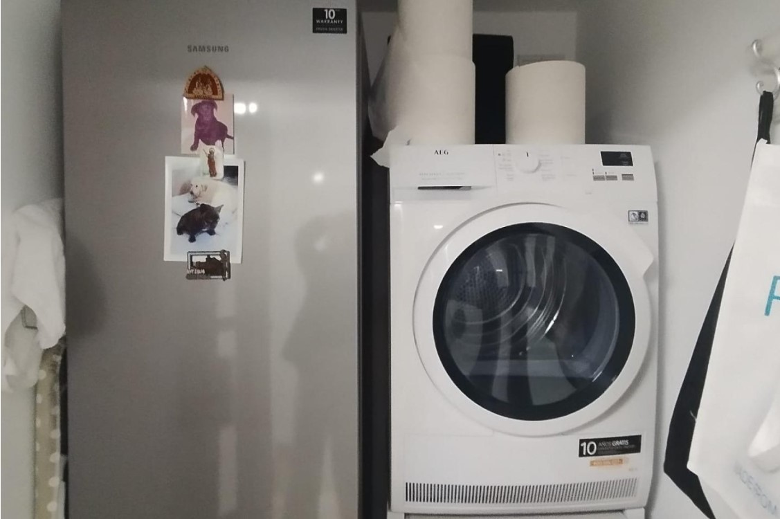 VILLAMARTÍN – CHALET INDEPENDIENTE FRENTE A PARQUE CON PISCINA PRIVADA Y SÓTANO