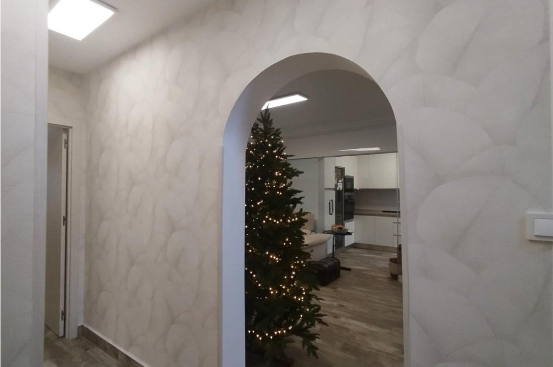 VILLAMARTÍN – CHALET INDEPENDIENTE FRENTE A PARQUE CON PISCINA PRIVADA Y SÓTANO