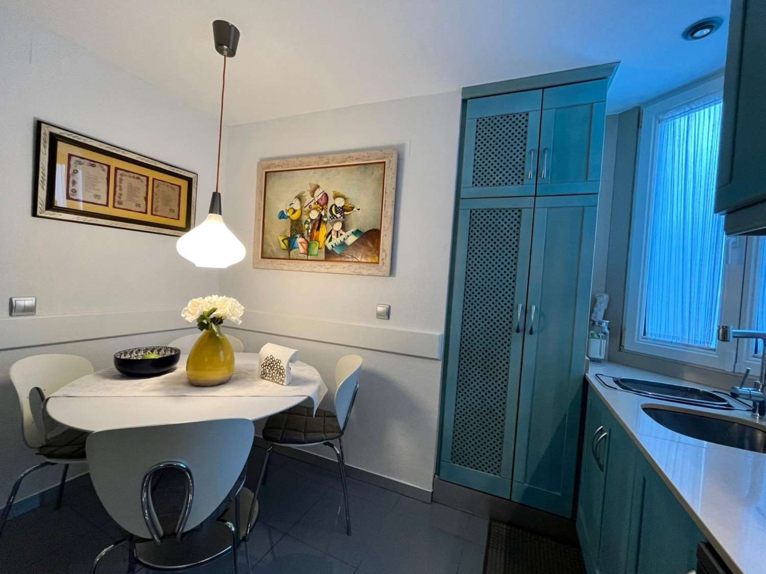 ÁTICO ESPACIOSO CON TERRAZA EN EL CENTRO DE TORREVIEJA