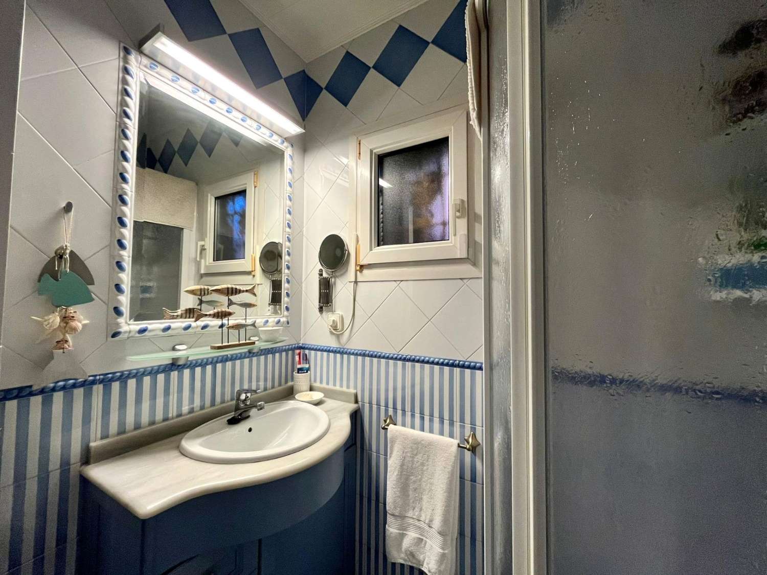 ÁTICO ESPACIOSO CON TERRAZA EN EL CENTRO DE TORREVIEJA