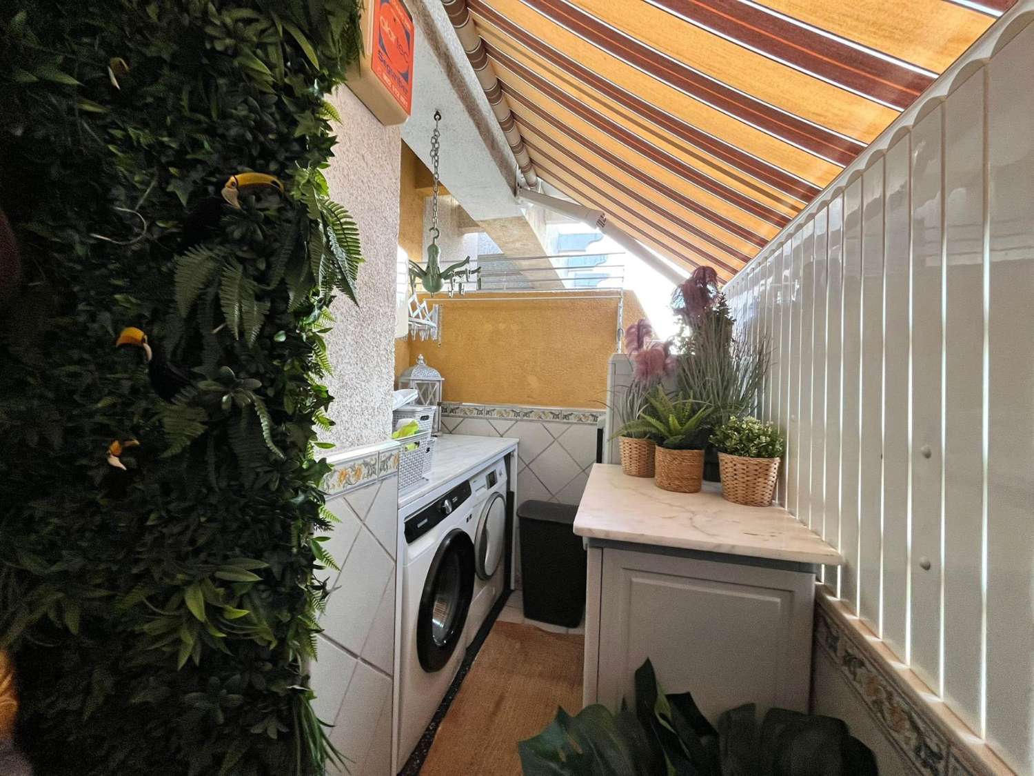 ÁTICO ESPACIOSO CON TERRAZA EN EL CENTRO DE TORREVIEJA