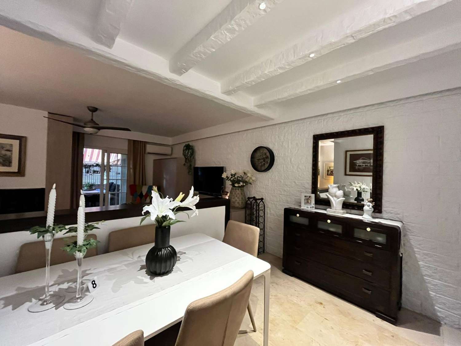 ÁTICO ESPACIOSO CON TERRAZA EN EL CENTRO DE TORREVIEJA