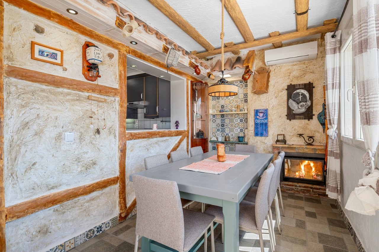 CALIDAD DE CONSTRUCCIÓN SUIZA CON ESTILO ESCANDINAVO – VILLA EXCLUSIVA EN CIUDAD QUESADA