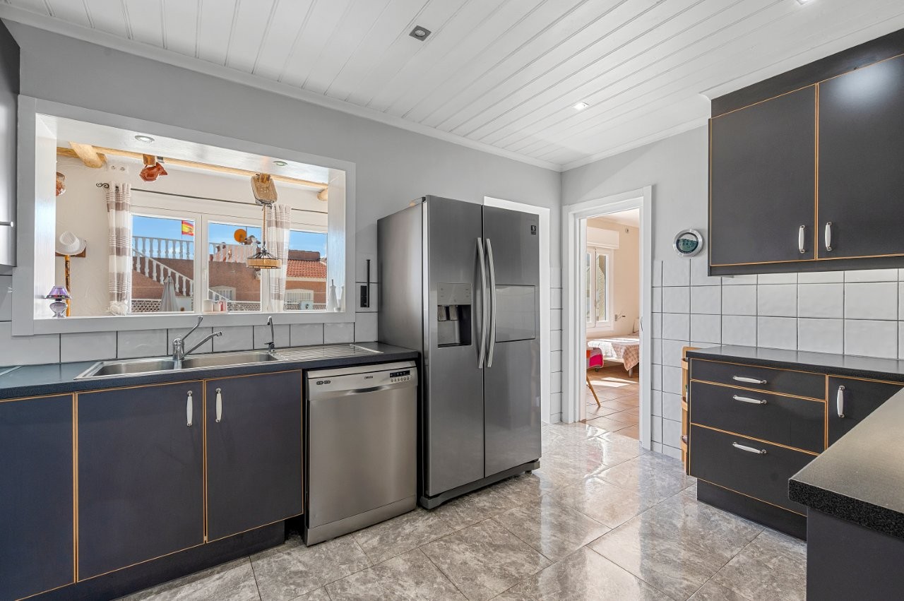 CALIDAD DE CONSTRUCCIÓN SUIZA CON ESTILO ESCANDINAVO – VILLA EXCLUSIVA EN CIUDAD QUESADA