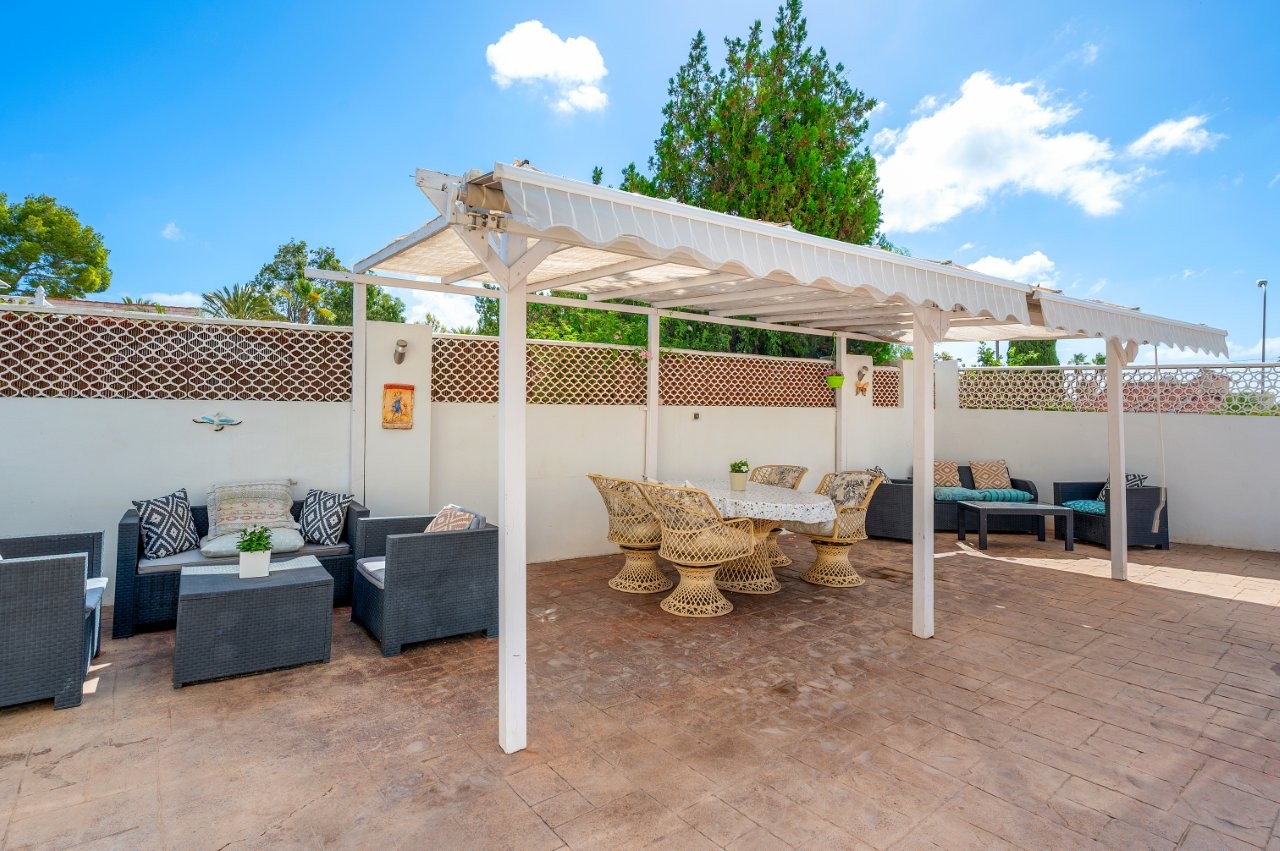 CALIDAD DE CONSTRUCCIÓN SUIZA CON ESTILO ESCANDINAVO – VILLA EXCLUSIVA EN CIUDAD QUESADA