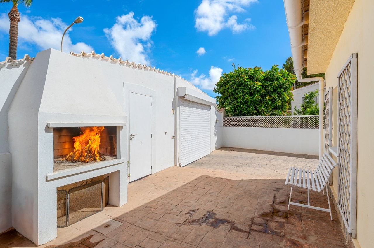 CALIDAD DE CONSTRUCCIÓN SUIZA CON ESTILO ESCANDINAVO – VILLA EXCLUSIVA EN CIUDAD QUESADA