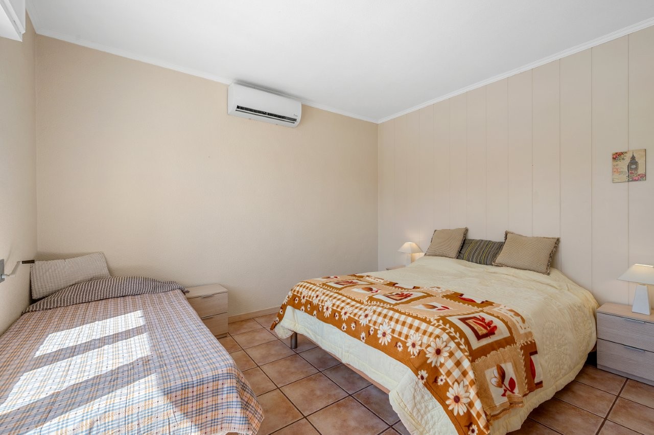 CALIDAD DE CONSTRUCCIÓN SUIZA CON ESTILO ESCANDINAVO – VILLA EXCLUSIVA EN CIUDAD QUESADA