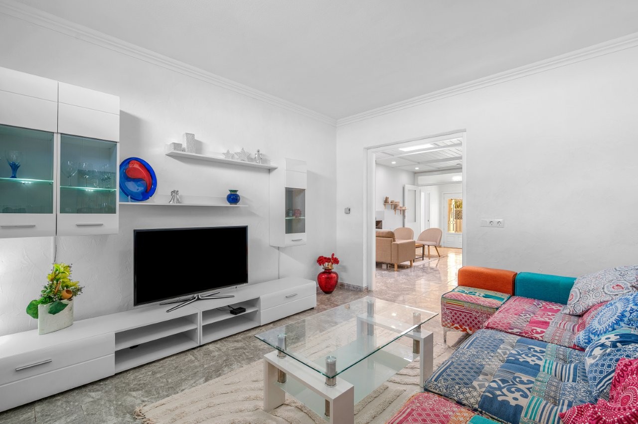 CALIDAD DE CONSTRUCCIÓN SUIZA CON ESTILO ESCANDINAVO – VILLA EXCLUSIVA EN CIUDAD QUESADA