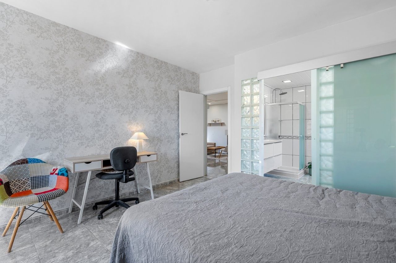 CALIDAD DE CONSTRUCCIÓN SUIZA CON ESTILO ESCANDINAVO – VILLA EXCLUSIVA EN CIUDAD QUESADA