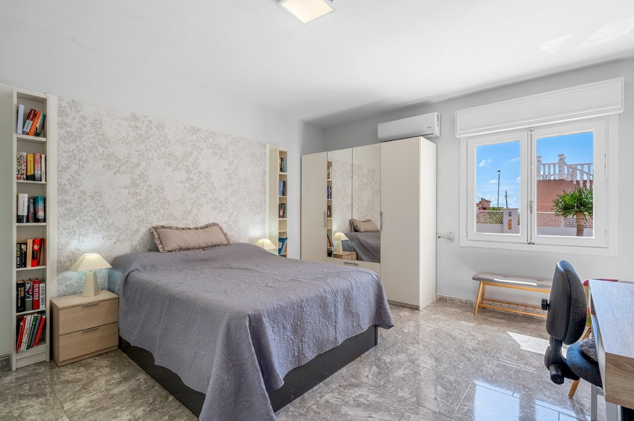 CALIDAD DE CONSTRUCCIÓN SUIZA CON ESTILO ESCANDINAVO – VILLA EXCLUSIVA EN CIUDAD QUESADA