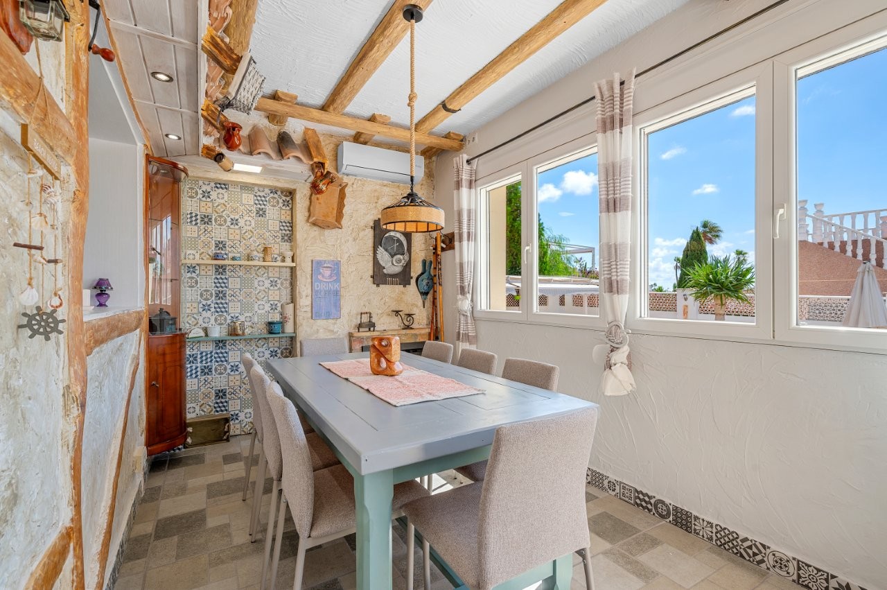 CALIDAD DE CONSTRUCCIÓN SUIZA CON ESTILO ESCANDINAVO – VILLA EXCLUSIVA EN CIUDAD QUESADA