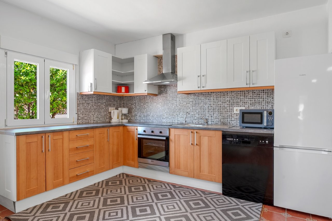 CALIDAD DE CONSTRUCCIÓN SUIZA CON ESTILO ESCANDINAVO – VILLA EXCLUSIVA EN CIUDAD QUESADA