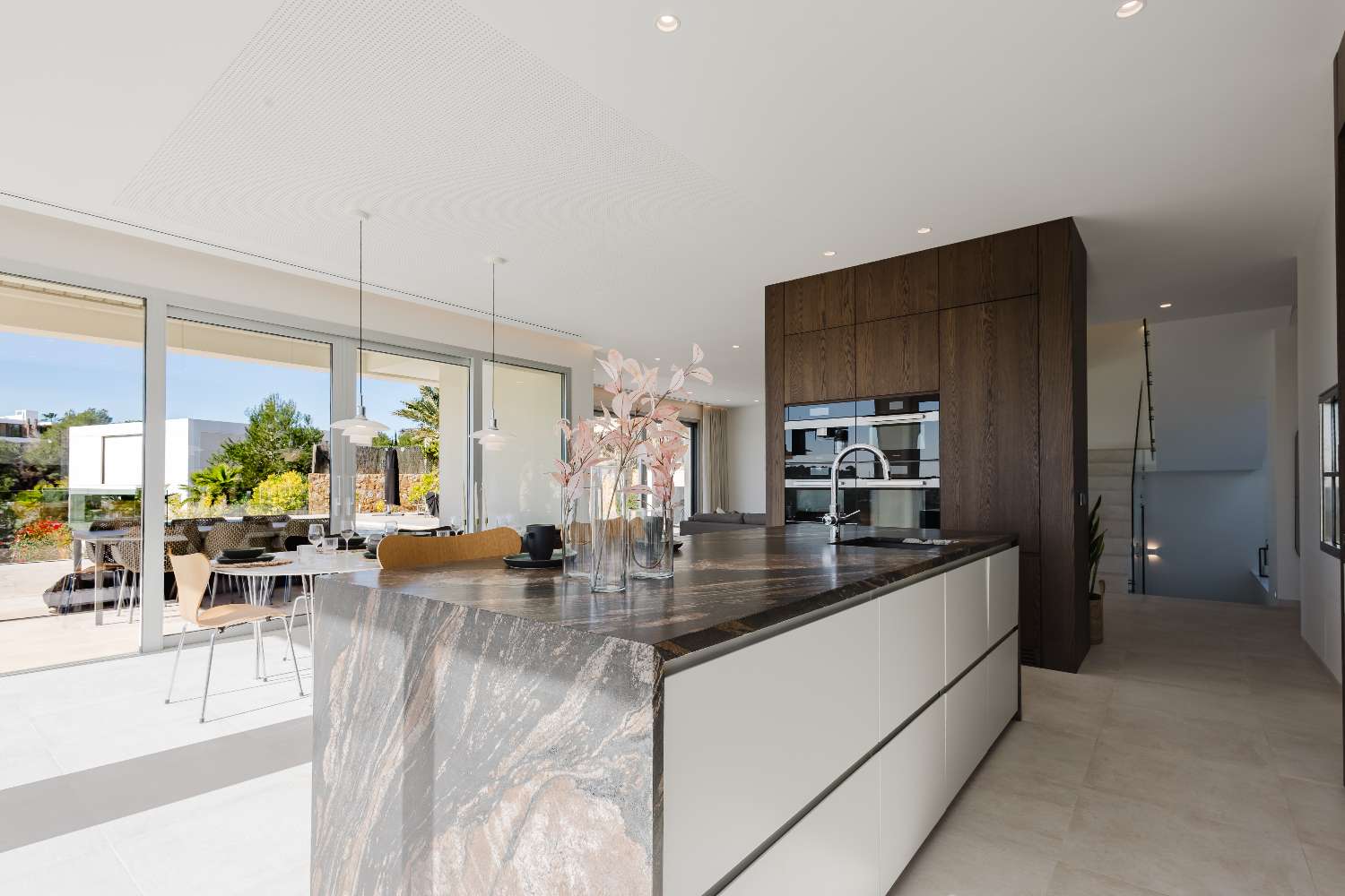 VILLA DE LUJO EN LAS COLINAS GOLF COUNTRY CLUB – PRIVACIDAD, DISEÑO Y EXCLUSIVIDAD