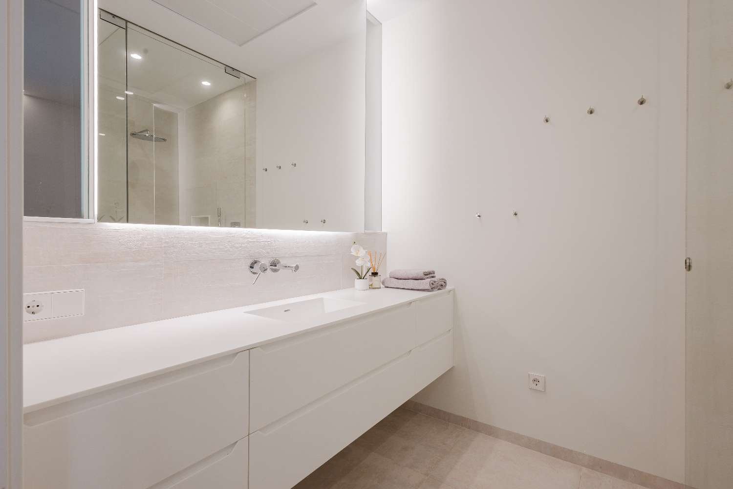 VILLA DE LUJO EN LAS COLINAS GOLF COUNTRY CLUB – PRIVACIDAD, DISEÑO Y EXCLUSIVIDAD