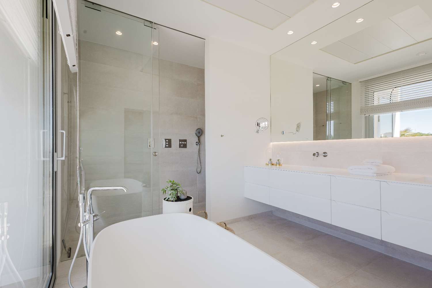 VILLA DE LUJO EN LAS COLINAS GOLF COUNTRY CLUB – PRIVACIDAD, DISEÑO Y EXCLUSIVIDAD