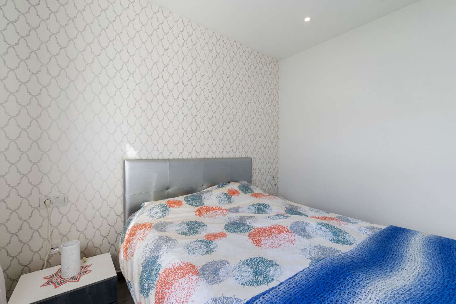 APARTAMENTO IMPECABLE EN SOLPARK – AGUAS NUEVAS (SECTOR 25), LUZ Y CONFORT TODO EL AÑO