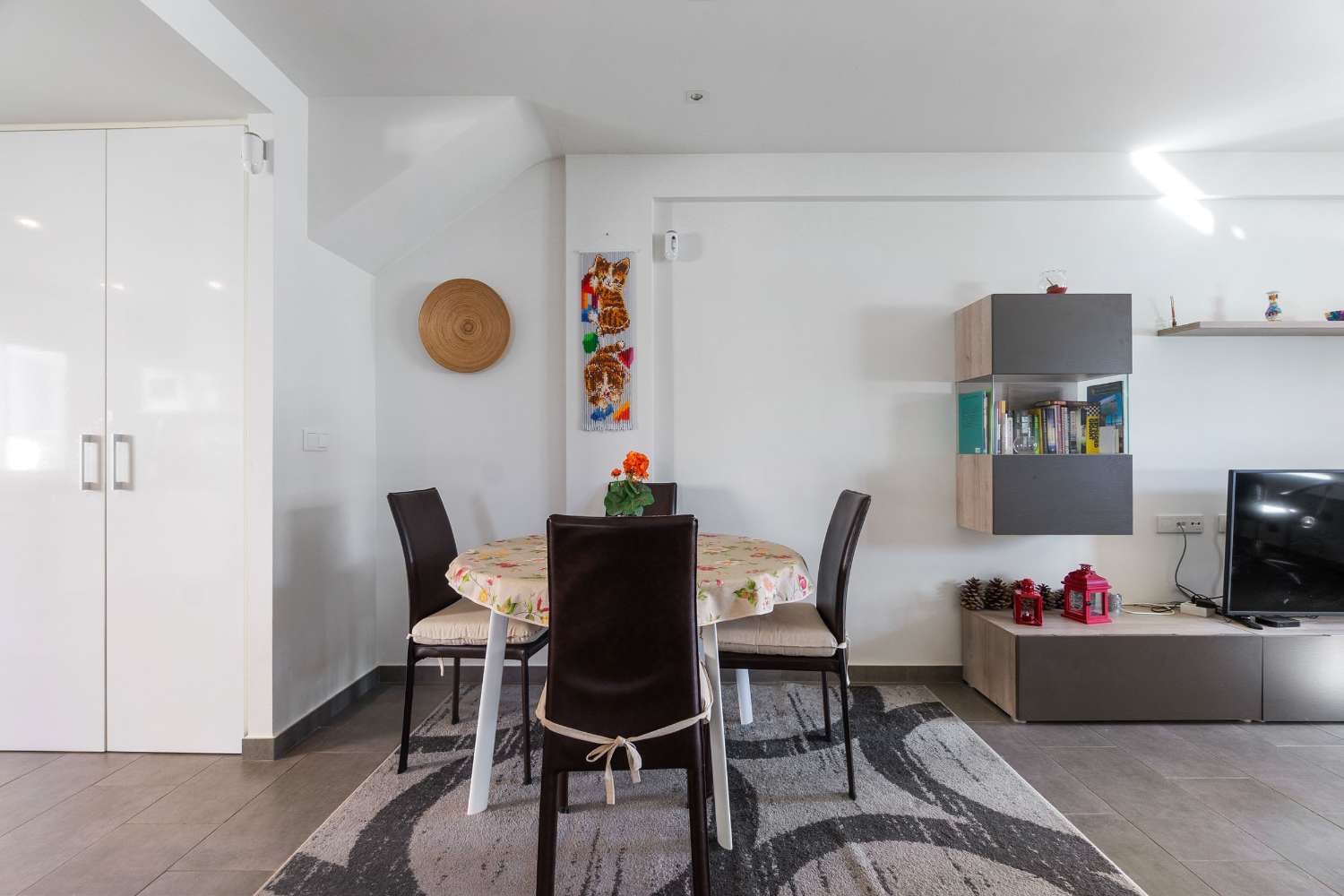 APARTAMENTO IMPECABLE EN SOLPARK – AGUAS NUEVAS (SECTOR 25), LUZ Y CONFORT TODO EL AÑO