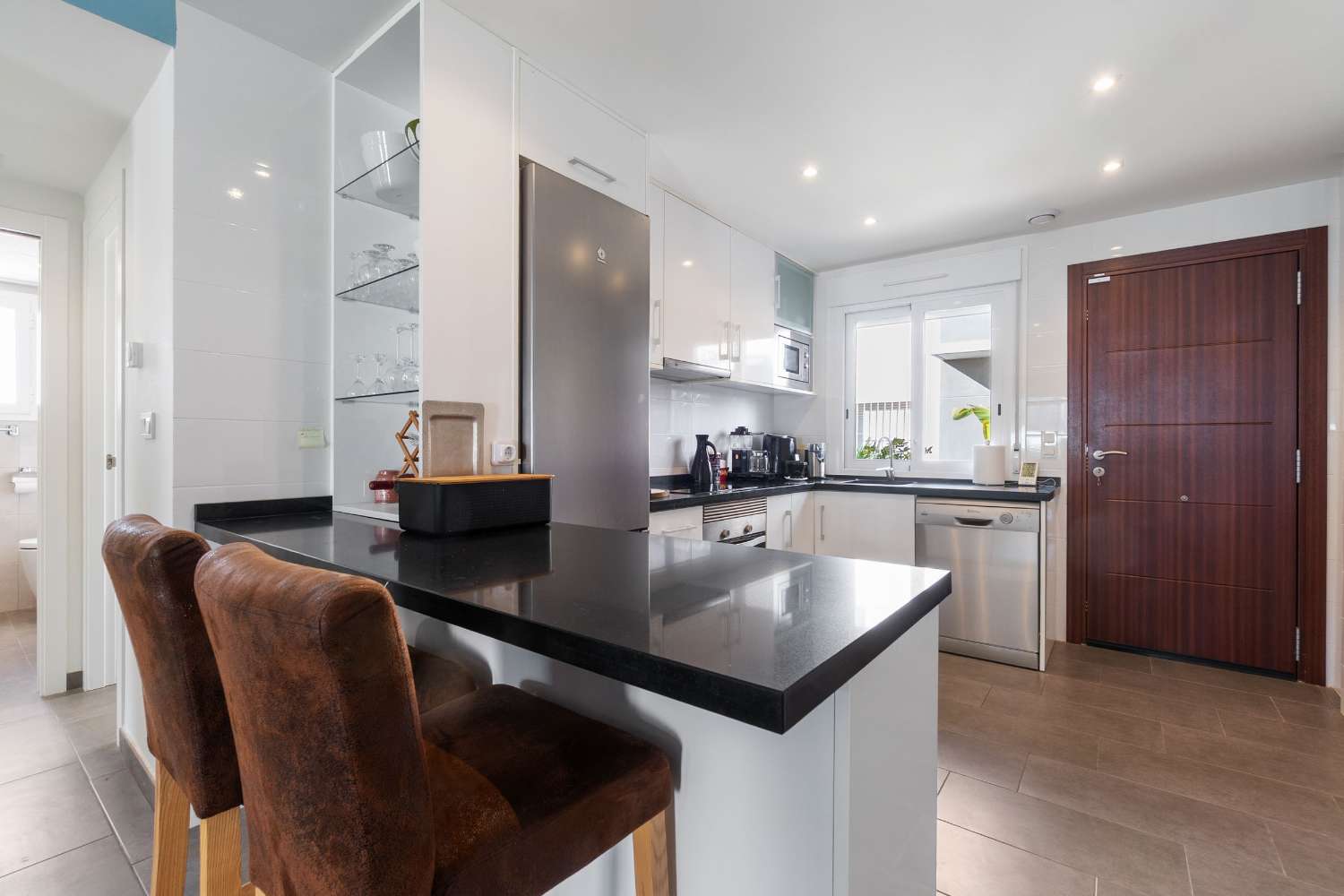 APARTAMENTO IMPECABLE EN SOLPARK – AGUAS NUEVAS (SECTOR 25), LUZ Y CONFORT TODO EL AÑO