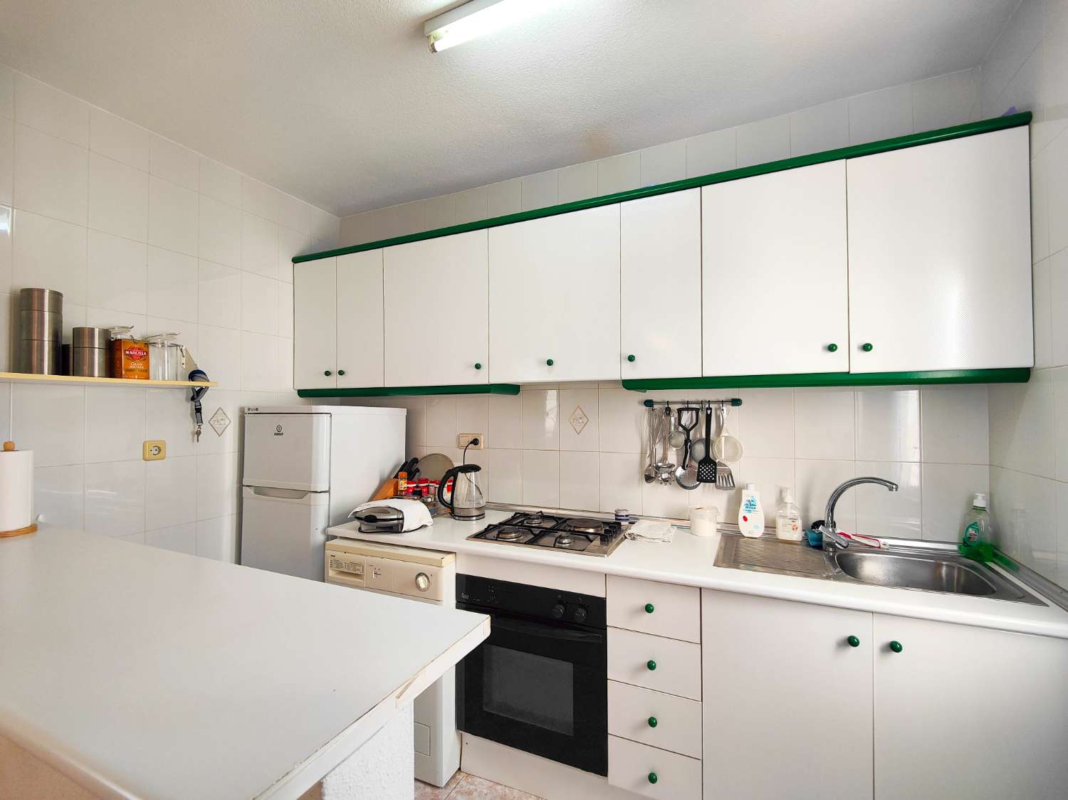 BUNGALOW EN PLANTA ALTA CON SOLÁRIUM PRIVADO EN LOS ALTOS – Torrevieja