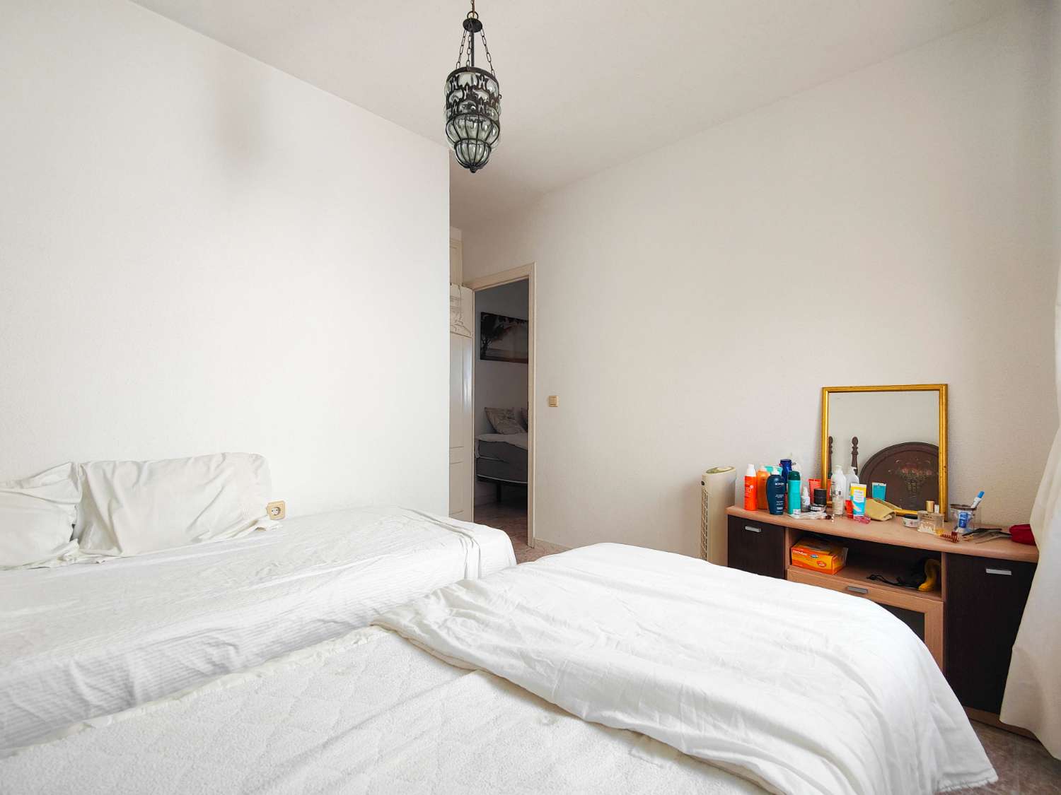 BUNGALOW EN PLANTA ALTA CON SOLÁRIUM PRIVADO EN LOS ALTOS – Torrevieja