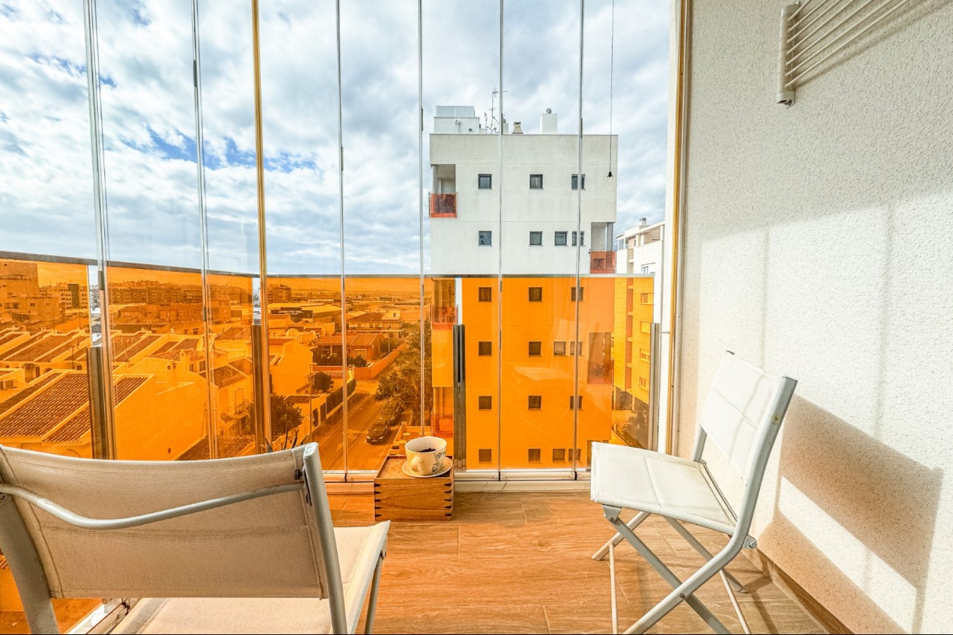 СУЧАСНА ДВОКІМНАТНА КВАРТИРА В РЕЗИДЕНСІАЛ АЛЕГРІЯ IX — ГОТОВА ДО ПЕРЕЇЗДУ