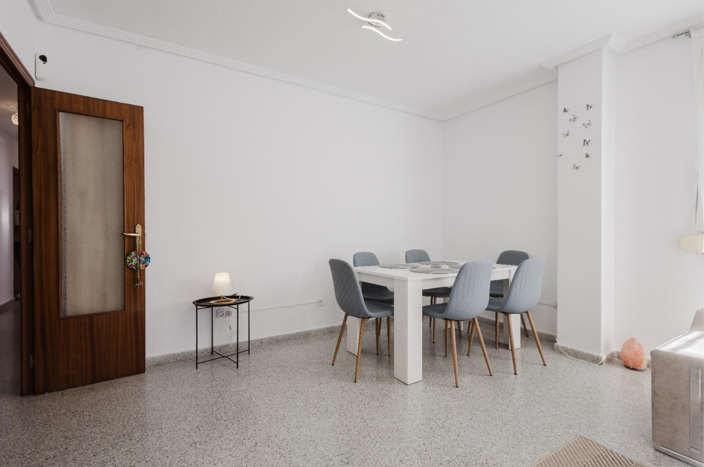 SVĚTLÝ PENTHOUSE SE 4 LOŽNICEMI, SOLÁRIEM A GARÁŽÍ V SAN MIGUEL DE SALINAS