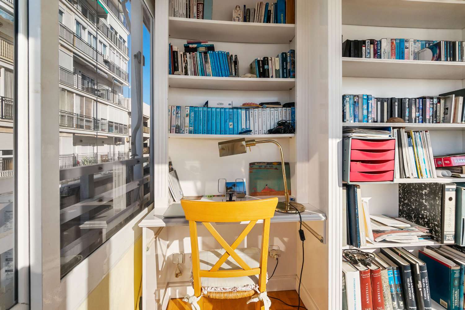 ПРОСТОРНАЯ КВАРТИРА С 4 СПАЛЬНЯМИ И ВИДОМ НА МОРЕ ВСЕГО В 50 МЕТРАХ ОТ ПЛЯЖА В ТОРРЕВЬЕХА