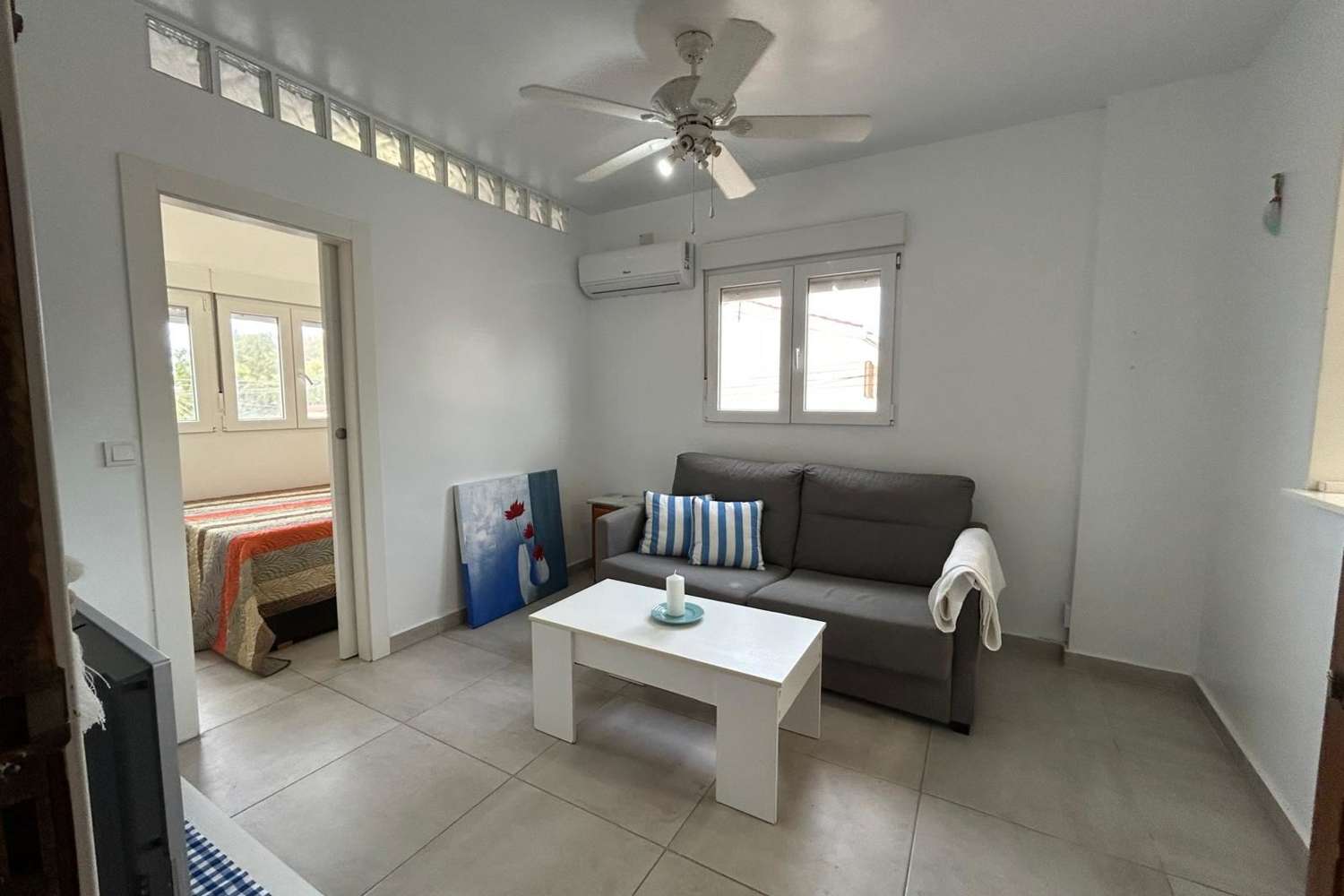 STUDIO MED POOL BARA 250 METER FRÅN HAVET – SYDOSTVÄND, MÖBLERAD OCH MED FÖRRÅD