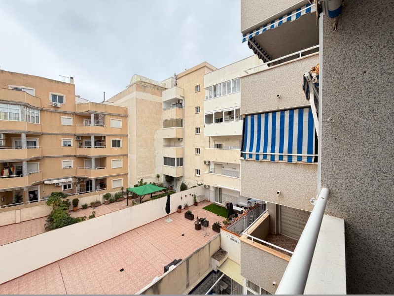 APARTAMENTO REFORMADO A 200 METROS DE LA PLAYA DE LOS LOCOS CON TERRAZA Y JUNTO A PARQUE – EDIFICIO DE ALTA CALIDAD