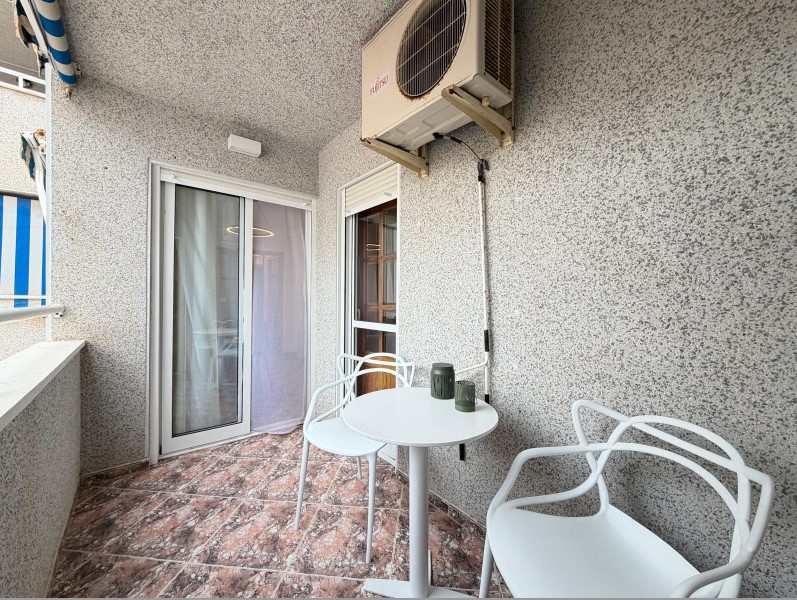 APARTAMENTO REFORMADO A 200 METROS DE LA PLAYA DE LOS LOCOS CON TERRAZA Y JUNTO A PARQUE – EDIFICIO DE ALTA CALIDAD